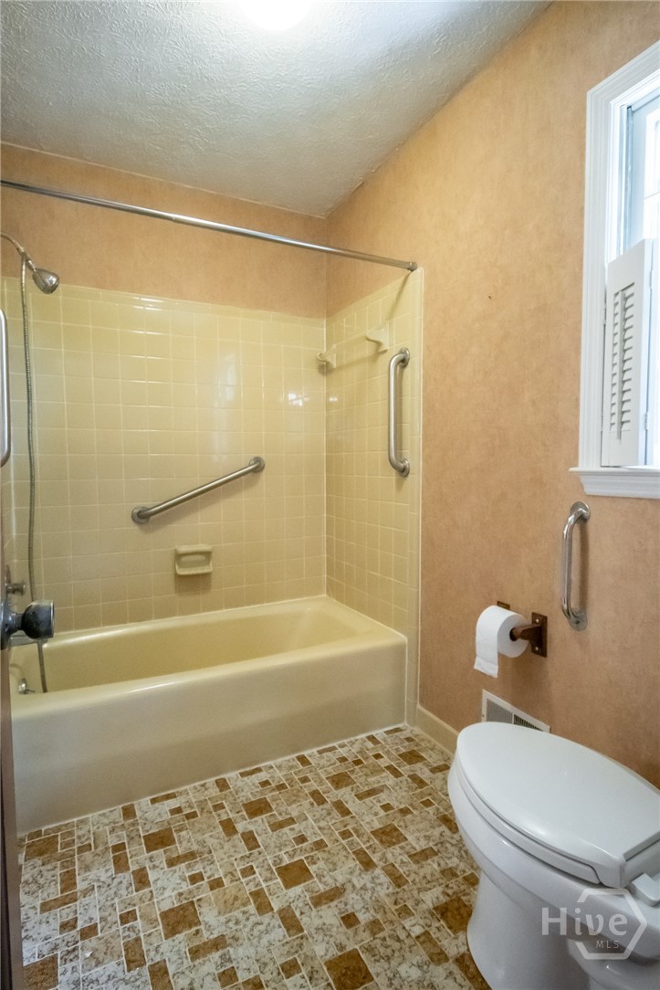 135 Old Fort Road Property Photo 47