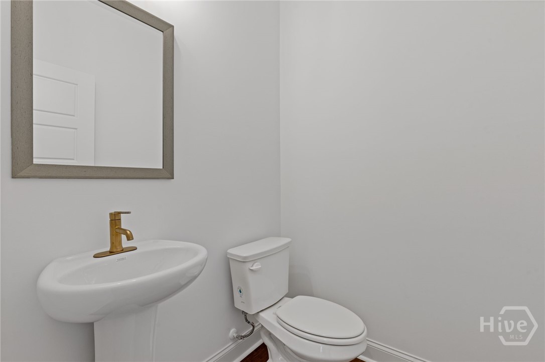 364 Summerville Lane Property Photo 6