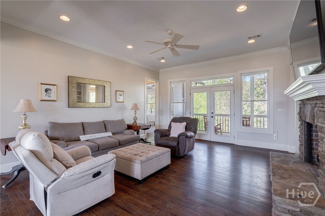 1091 W Magnolia Loop Property Photo 18