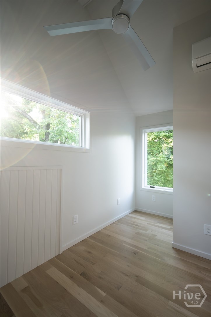 297 Morton Avenue Property Photo 29