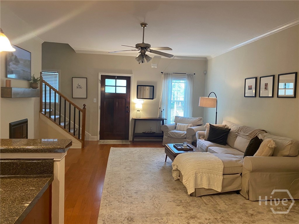 232 Center Park Property Photo 6