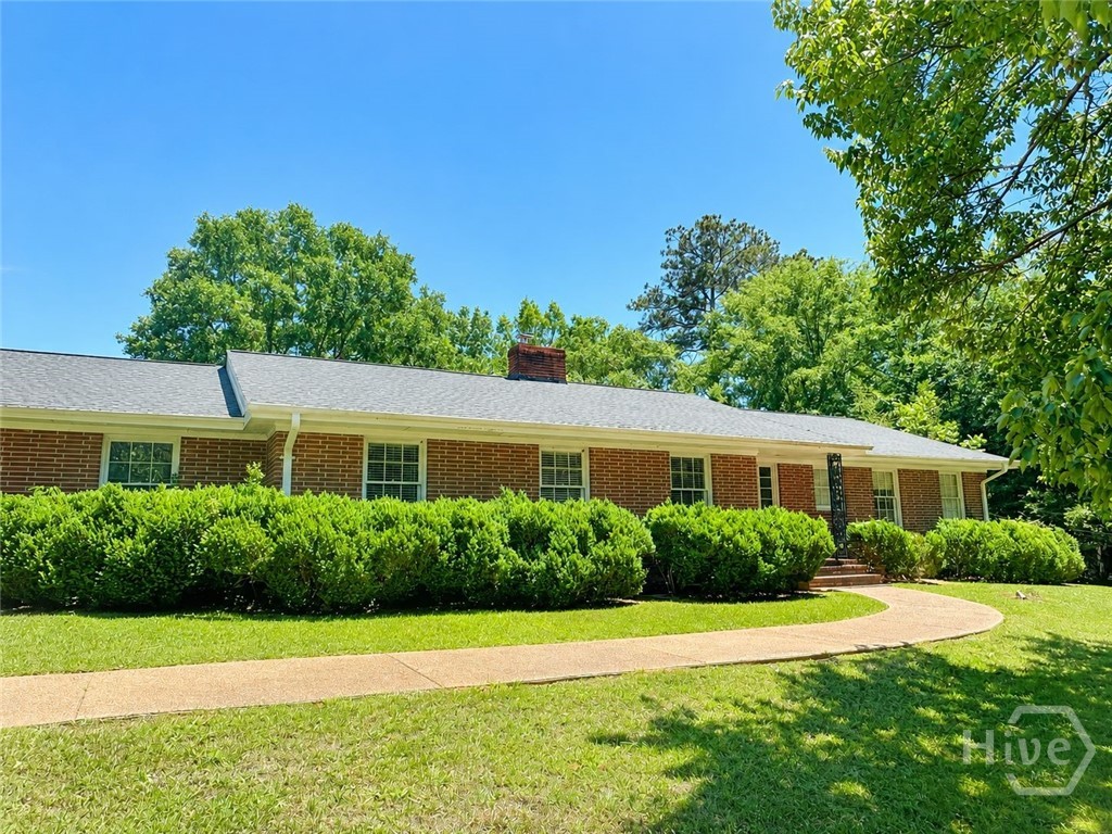 560 Riverview Road Property Photo 1