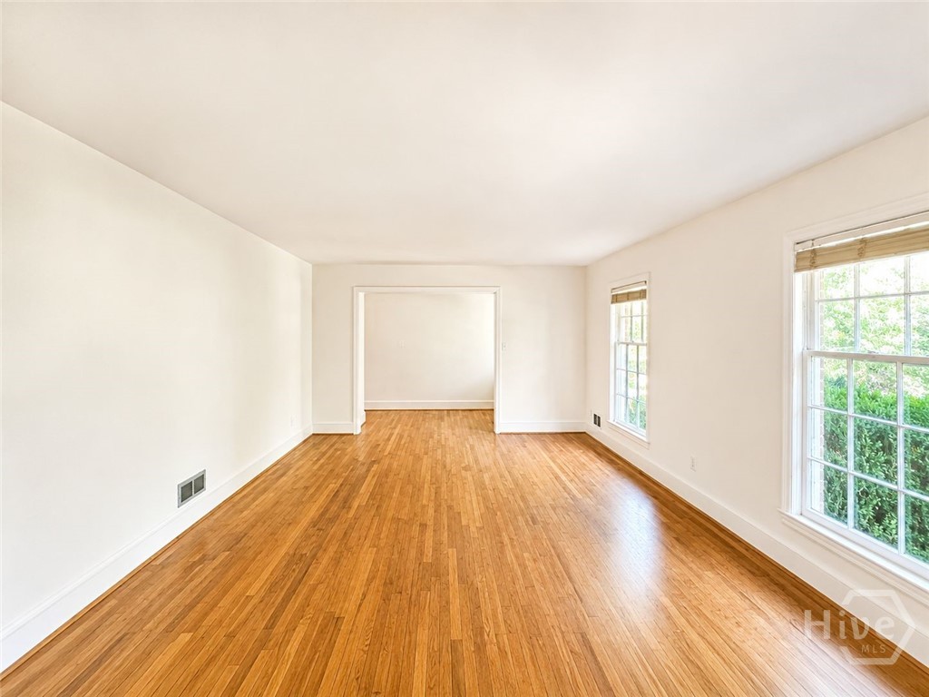 560 Riverview Road Property Photo 11