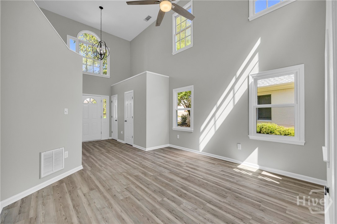165 Cambridge Drive Property Photo 13