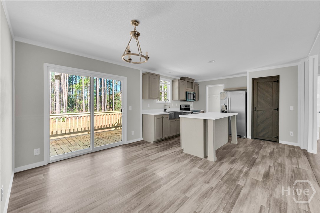 848 Swilling Road Property Photo 15