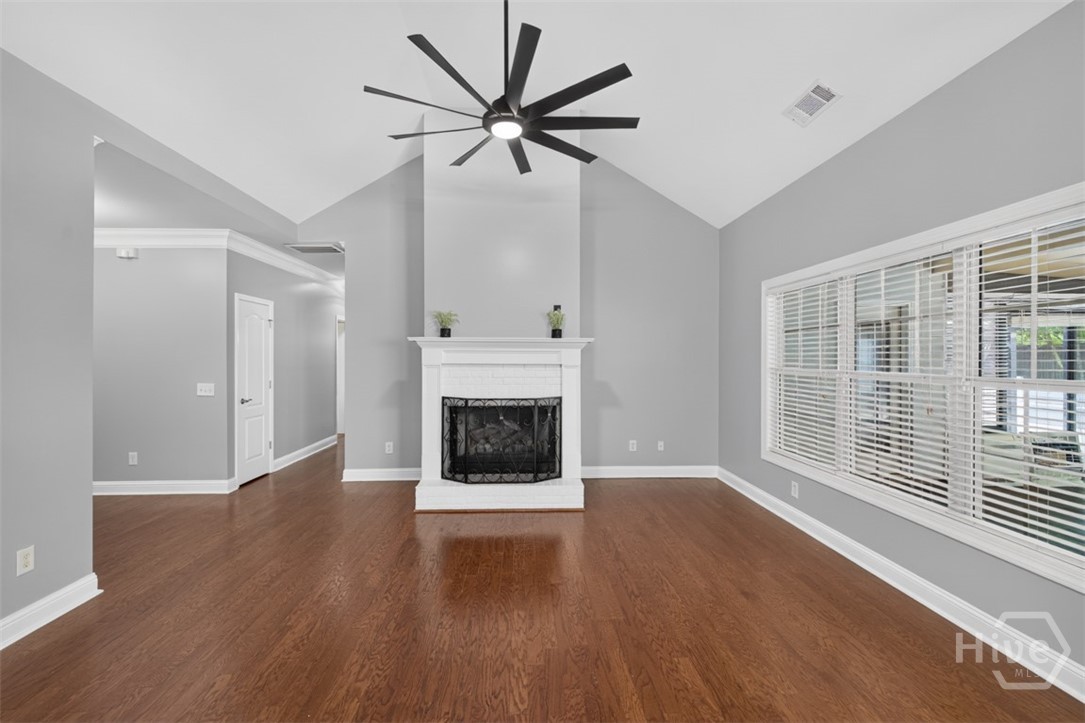 82 Flintstone Road Property Photo 12