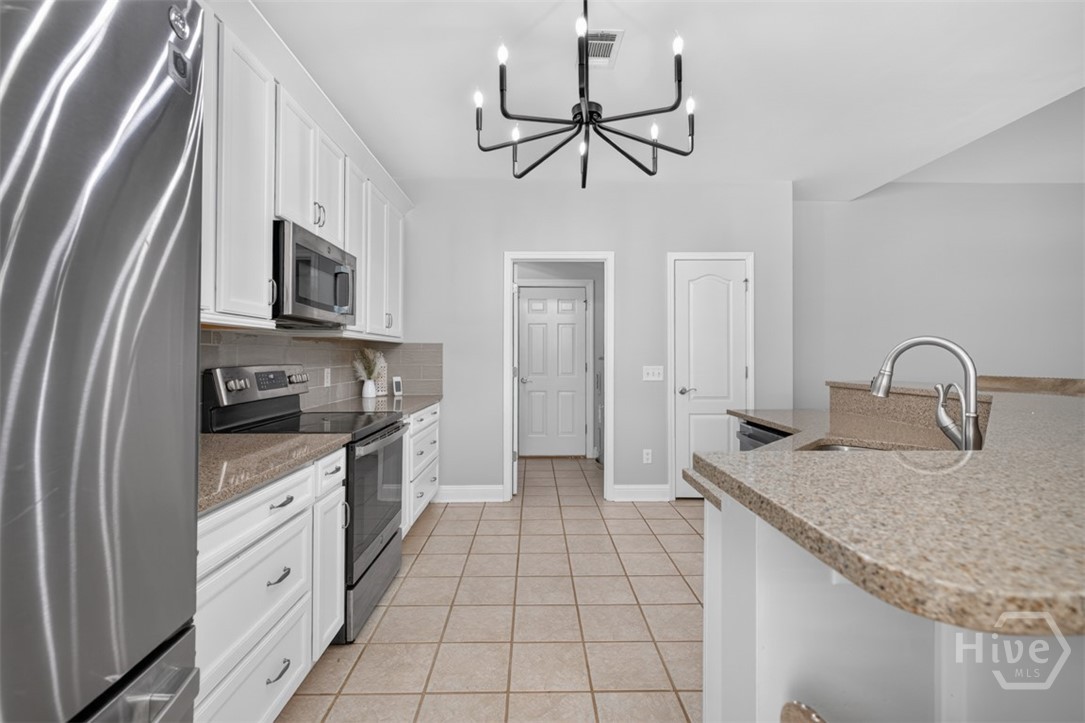 82 Flintstone Road Property Photo 19