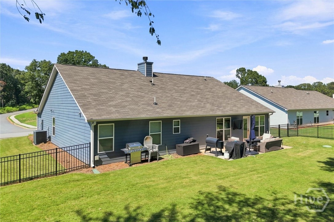 276 Kinsley Way Property Photo 36