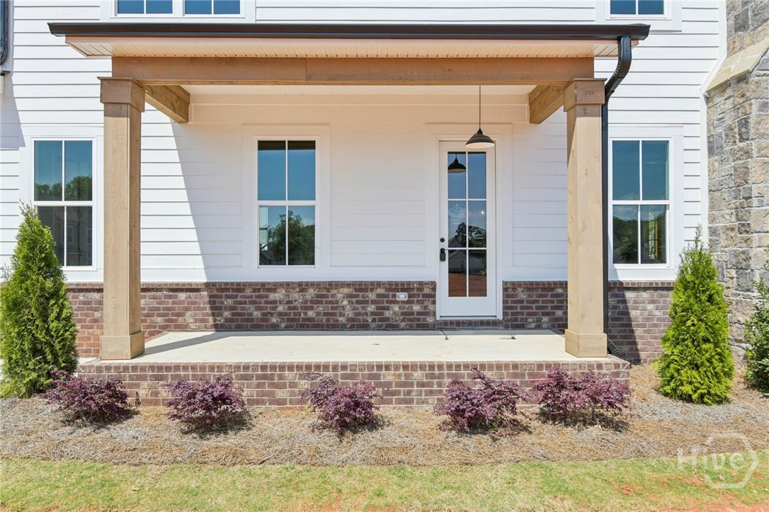 1100 Melody Bn Property Photo 1