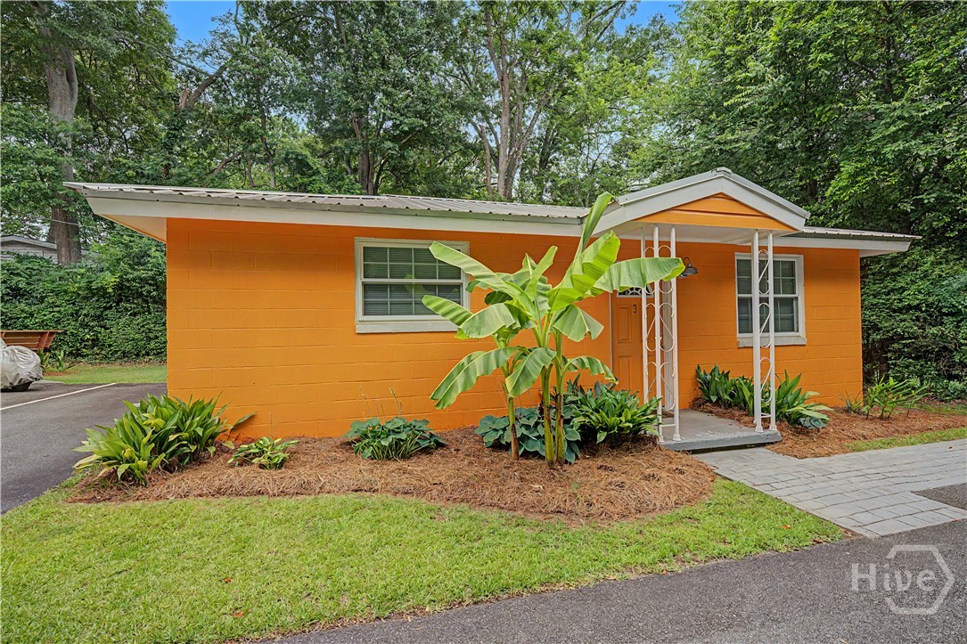559 Pulaski Street Property Photo 7