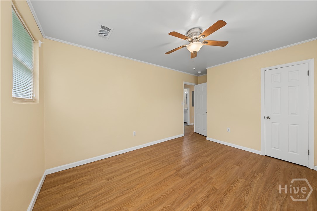559 Pulaski Street Property Photo 14