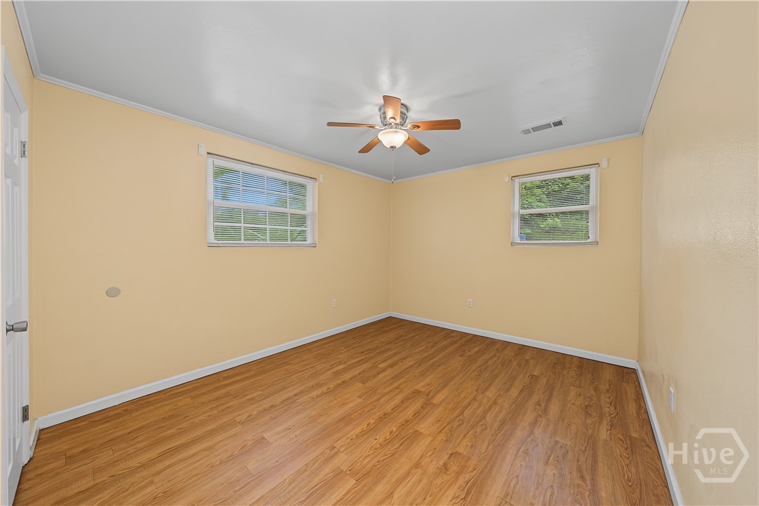 559 Pulaski Street Property Photo 15