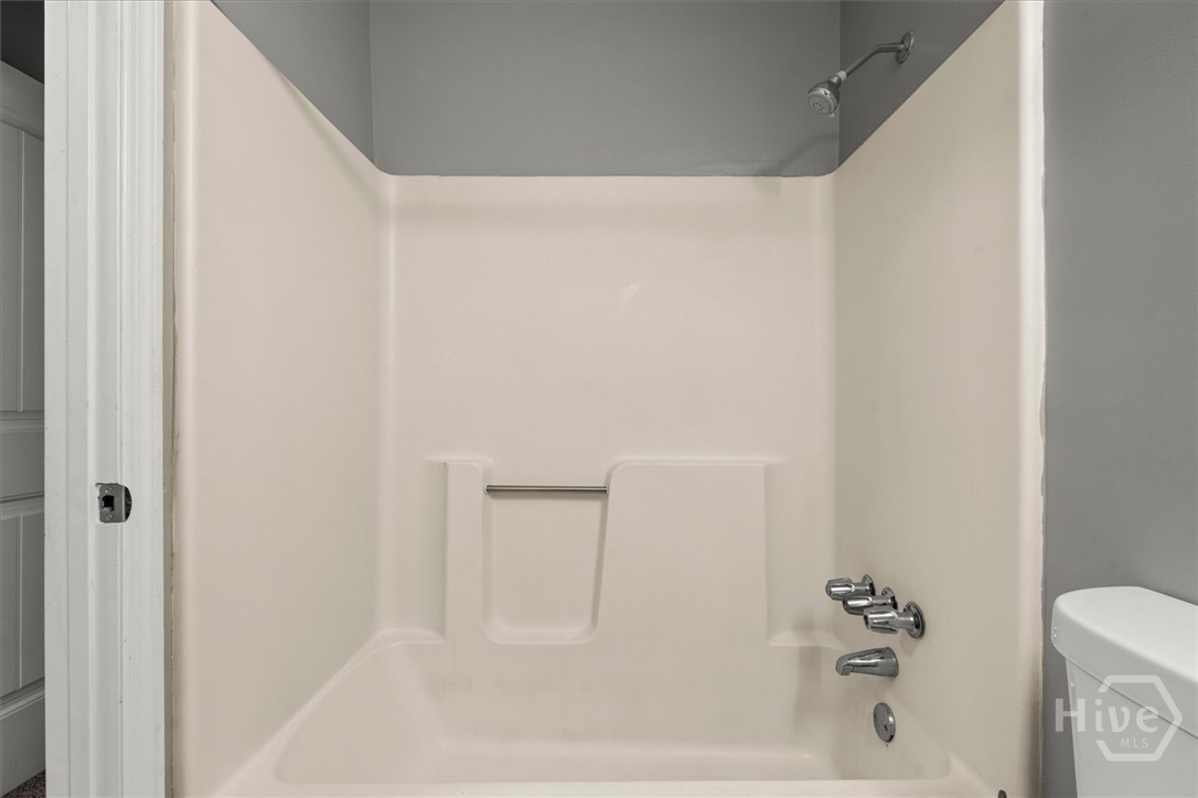 566 Shadowmoor Circle Property Photo 28