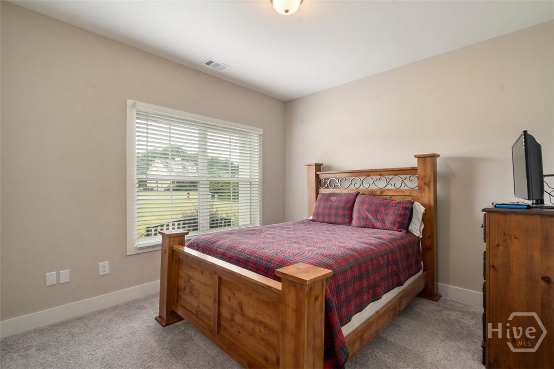 212 Live Oak Ln Property Photo 17