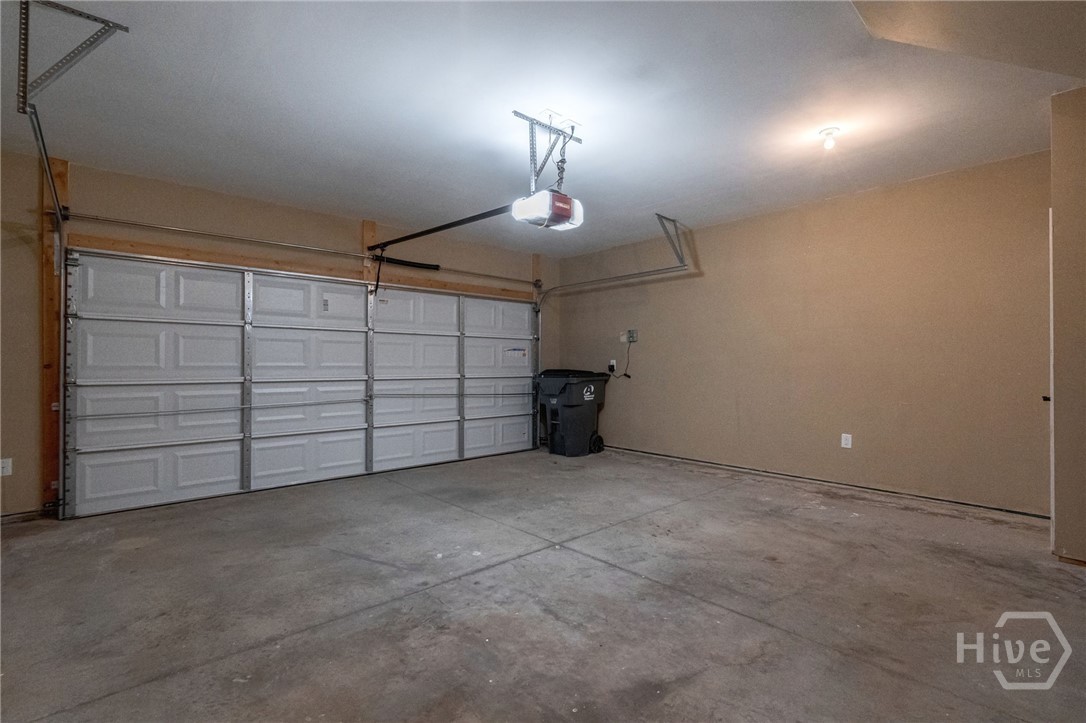 1031 Creekwood Place Property Photo 49