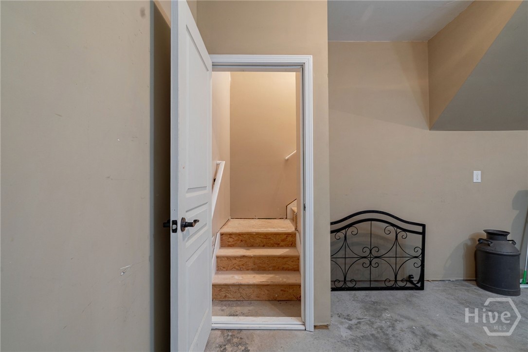 1031 Creekwood Place Property Photo 50