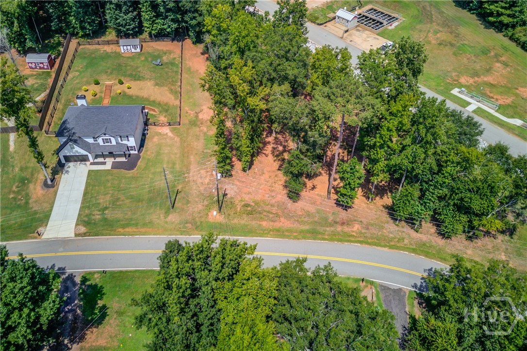 731 Peachtree Road Property Photo 2