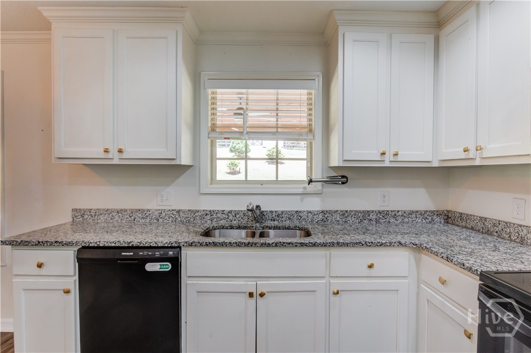 731 Peachtree Road Property Photo 13
