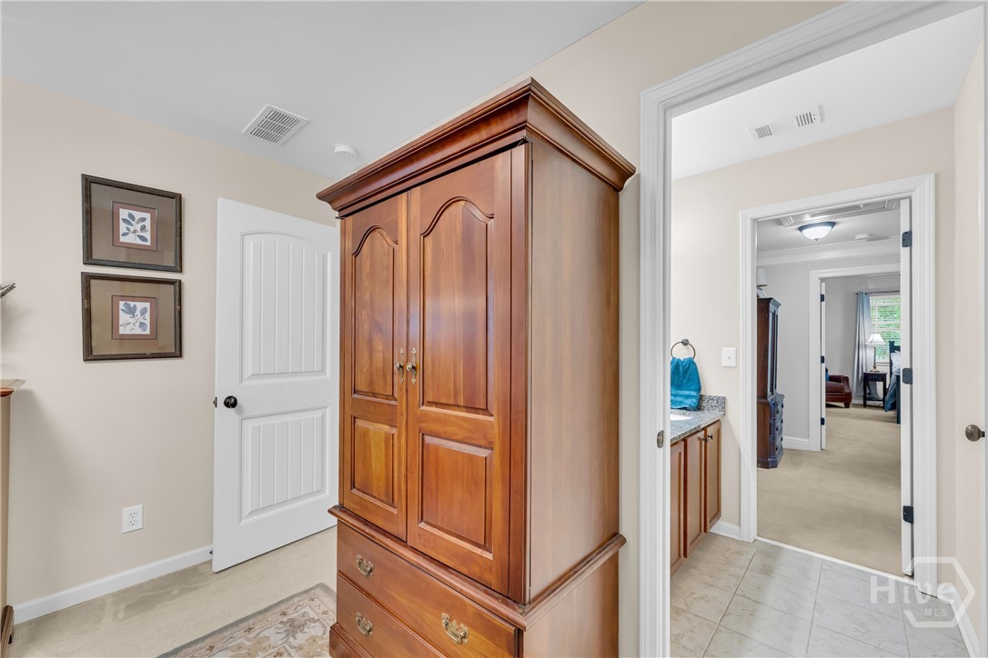 122 Albright Court Property Photo 42