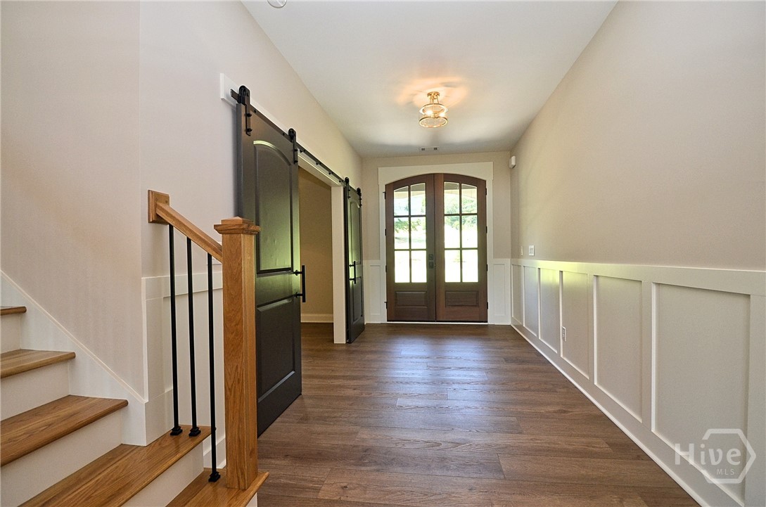 810 North Hampton Way Property Photo 6
