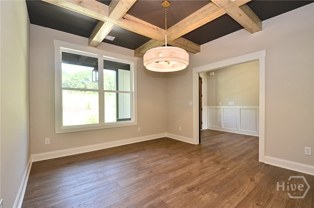 810 North Hampton Way Property Photo 8