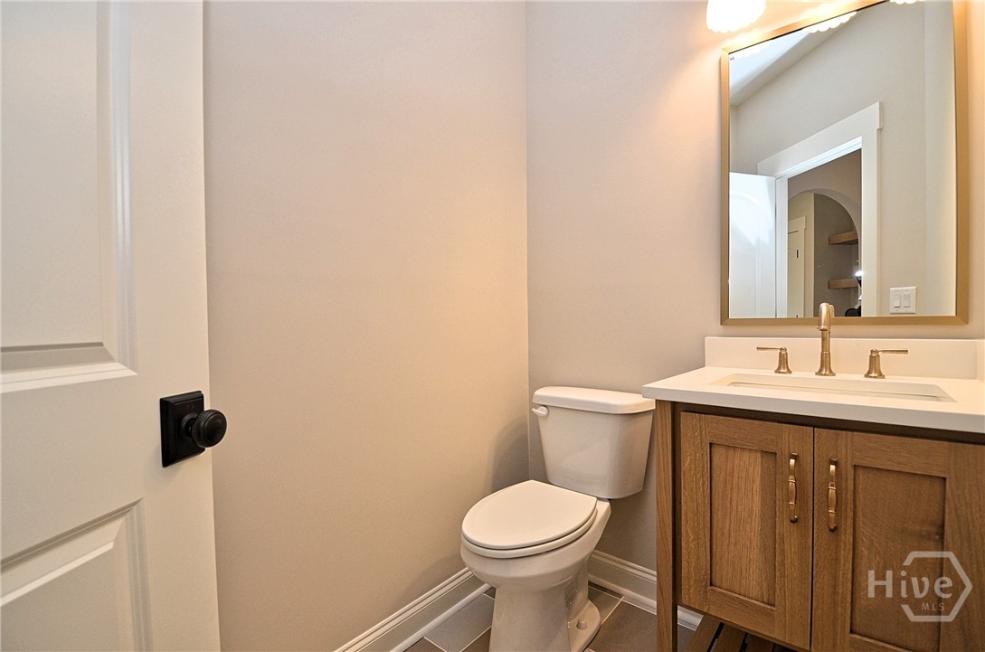 810 North Hampton Way Property Photo 28
