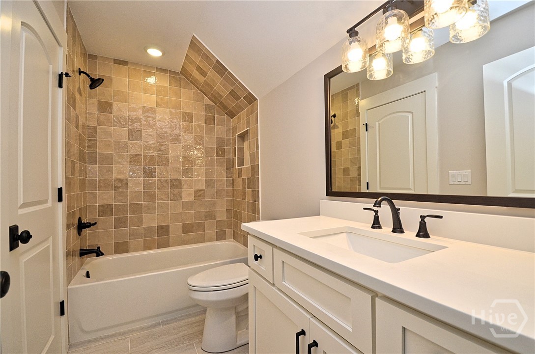 810 North Hampton Way Property Photo 45