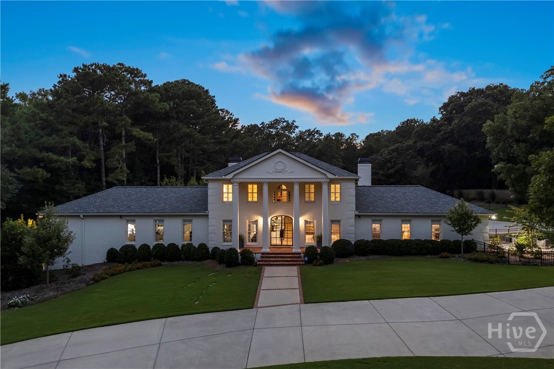 1900 Crystal Hills Drive Property Photo 1
