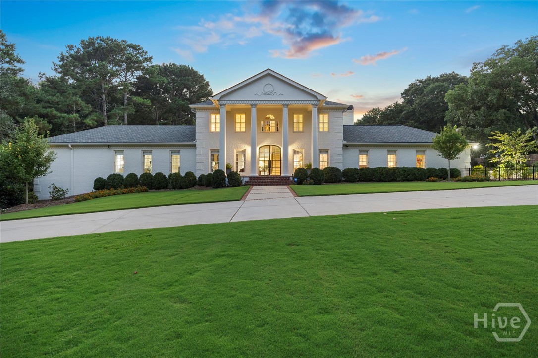 1900 Crystal Hills Drive Property Photo 1