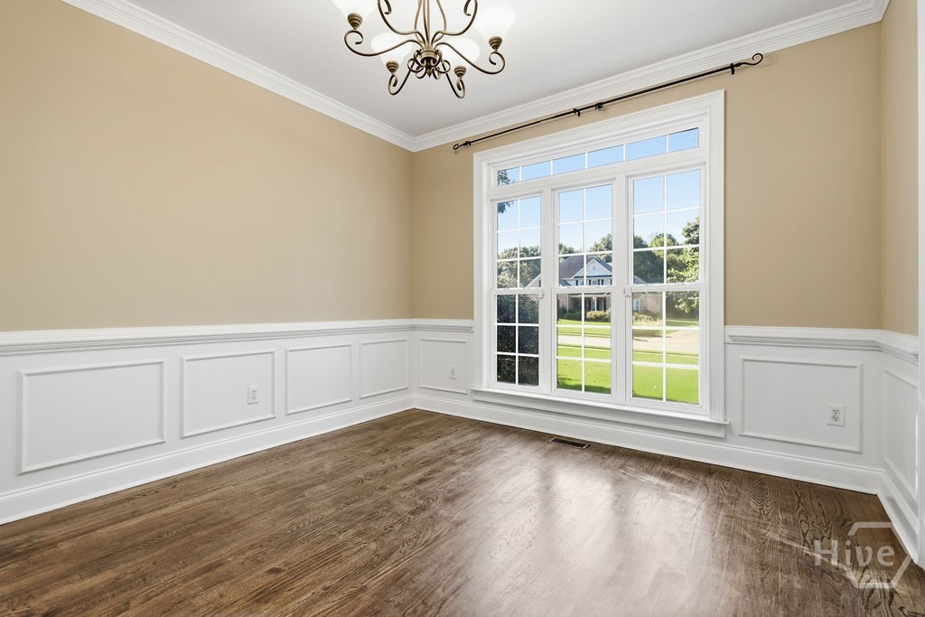 1070 Crabapple Circle Property Photo 4