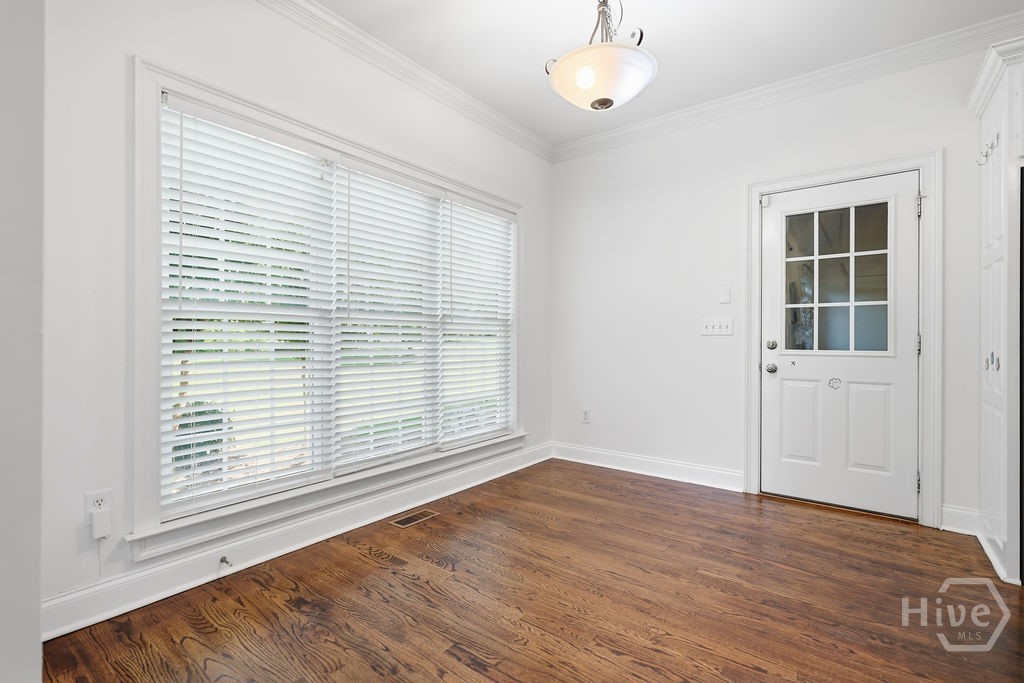 1070 Crabapple Circle Property Photo 11