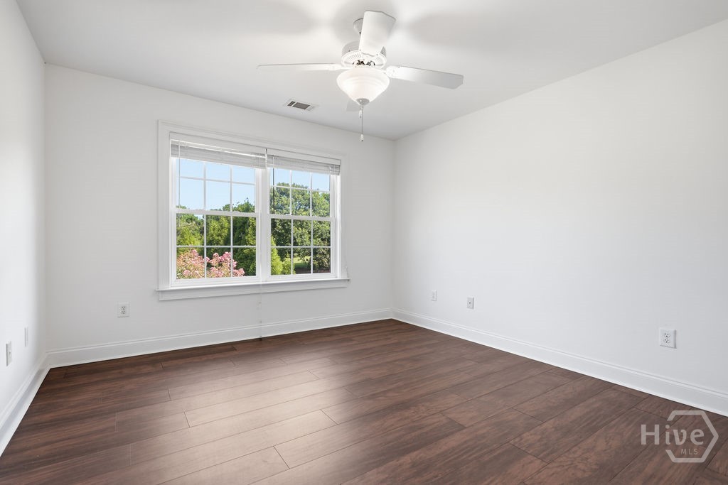 1070 Crabapple Circle Property Photo 28