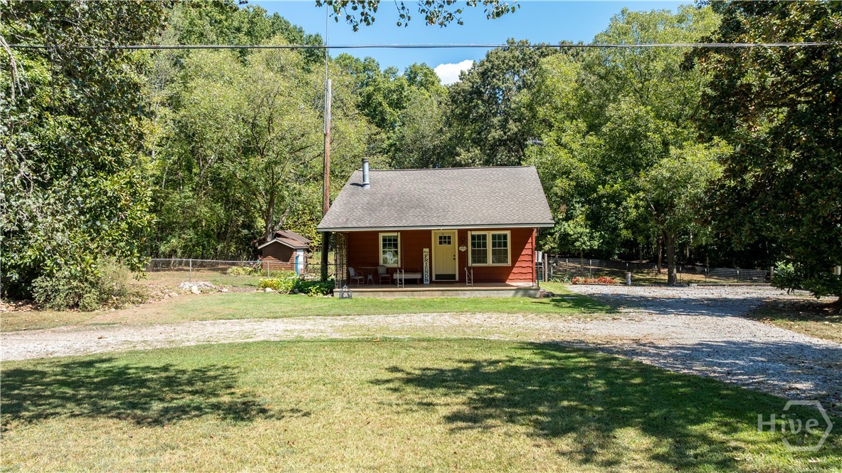 2045 Ila Road Property Photo 1