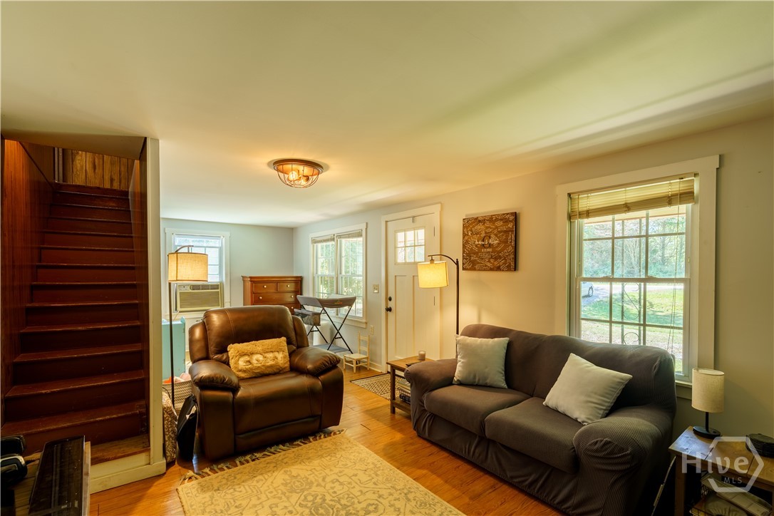 2045 Ila Road Property Photo 3