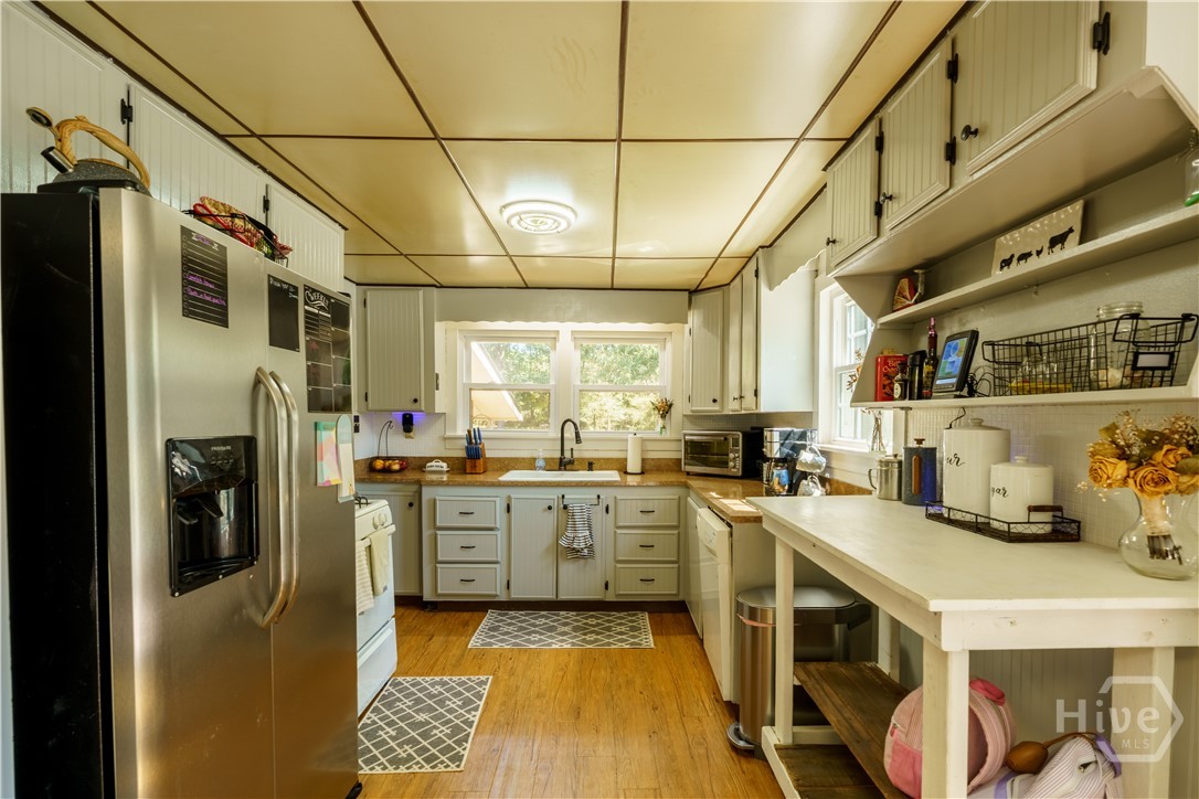 2045 Ila Road Property Photo 6