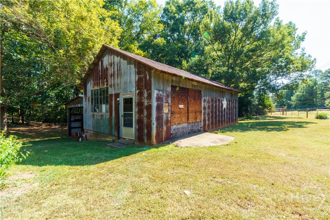 2045 Ila Road Property Photo 18