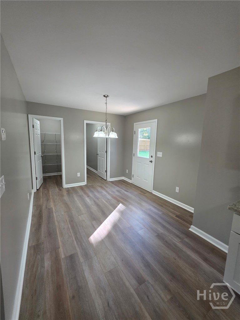 111 Charlotte Circle Property Photo 6