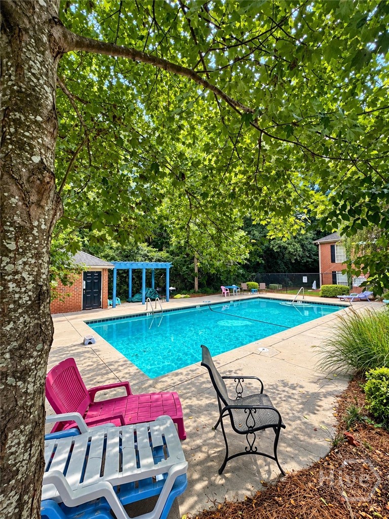 1055 Baxter Street 406 Property Photo 12