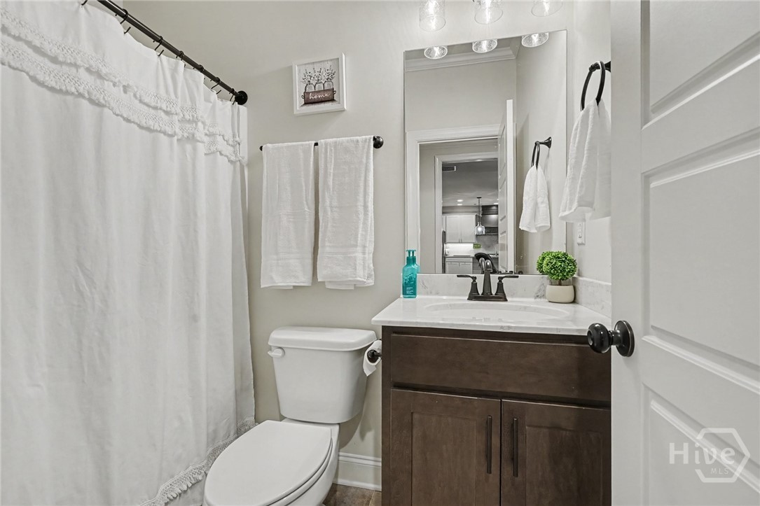 588 Calgary Downs Drive Property Photo 21