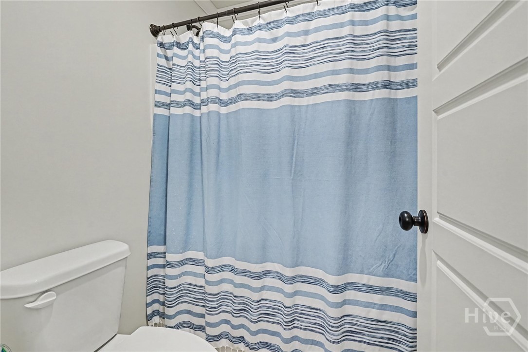 588 Calgary Downs Drive Property Photo 37