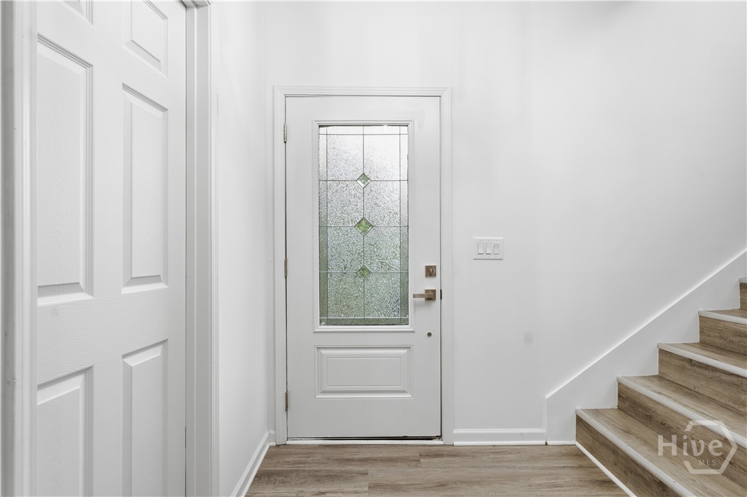5445 Speckled Wood Lane Property Photo 4