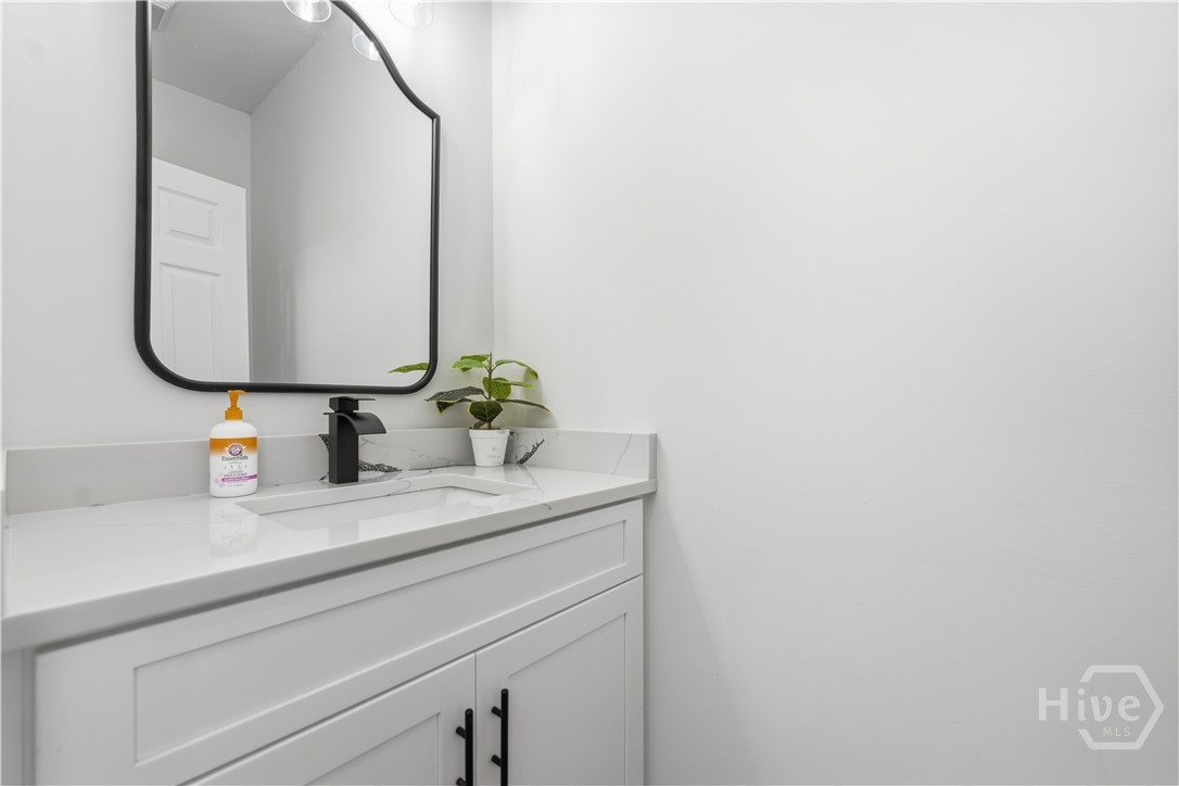 5445 Speckled Wood Lane Property Photo 18
