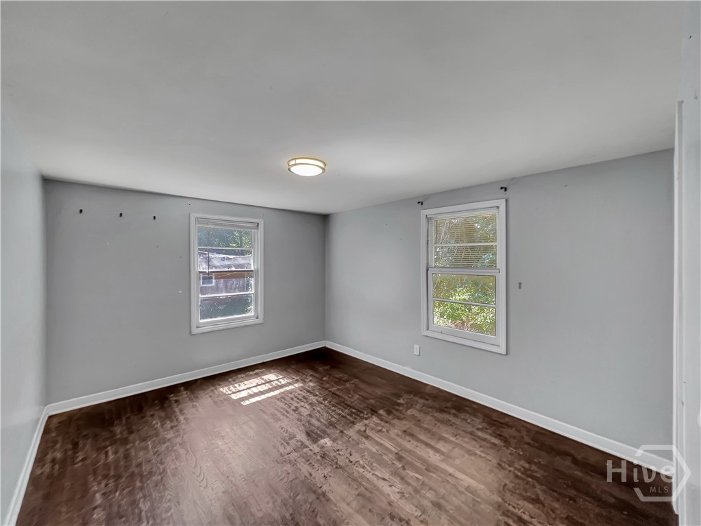 1748 E Broad Street Property Photo 18