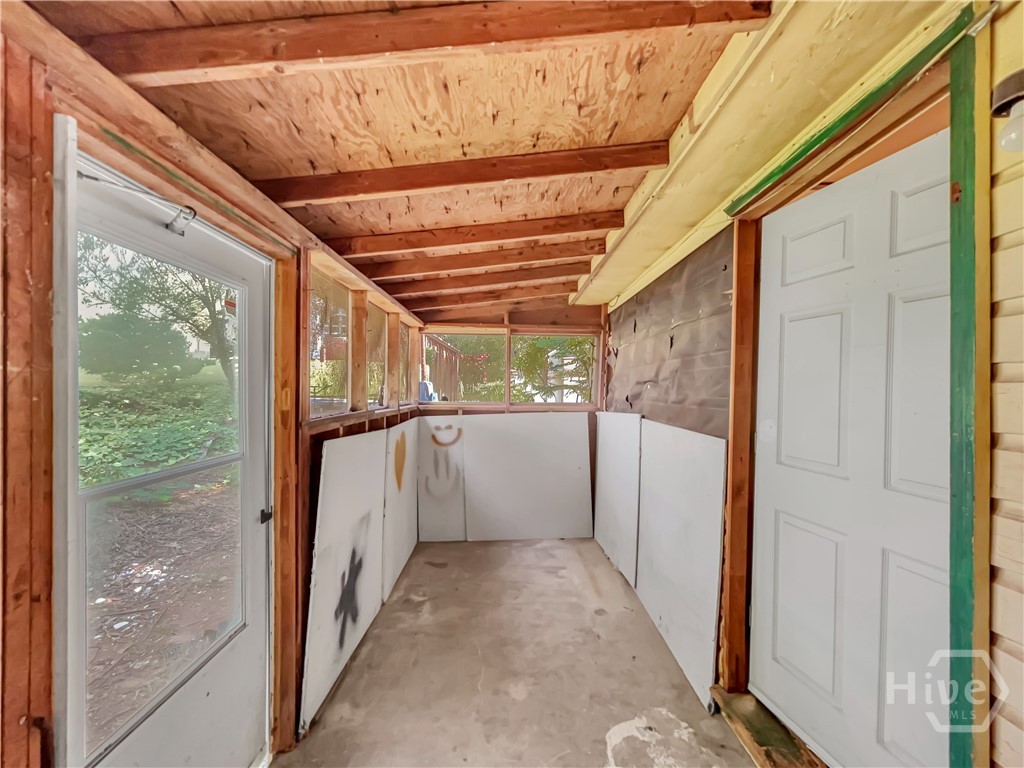 1748 E Broad Street Property Photo 20