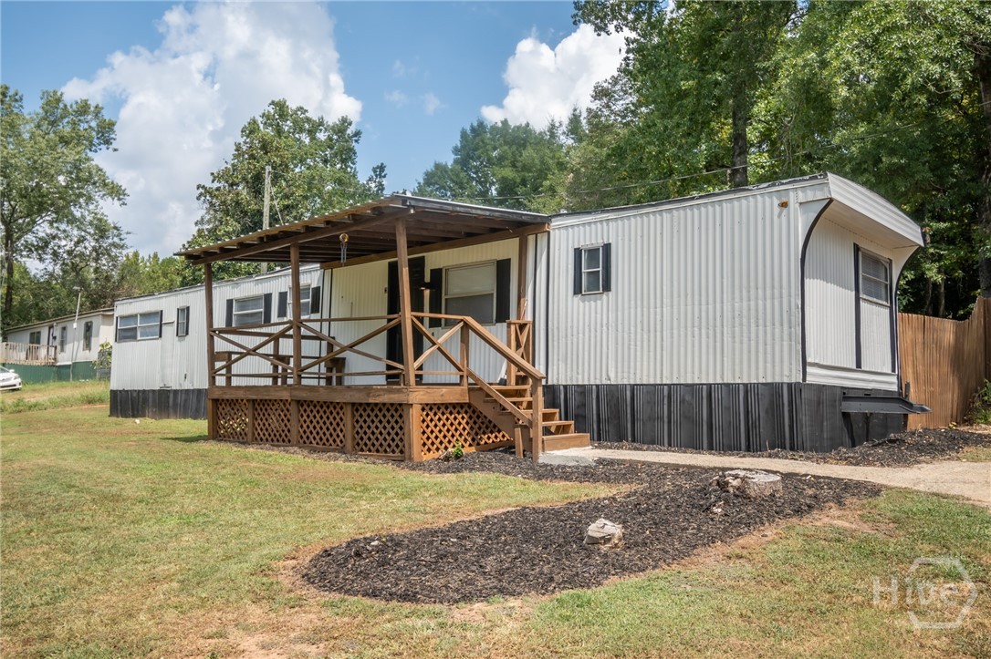 146 Amberly Drive Property Photo 2
