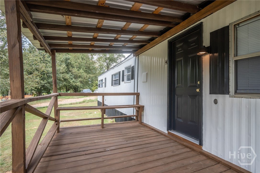 146 Amberly Drive Property Photo 3