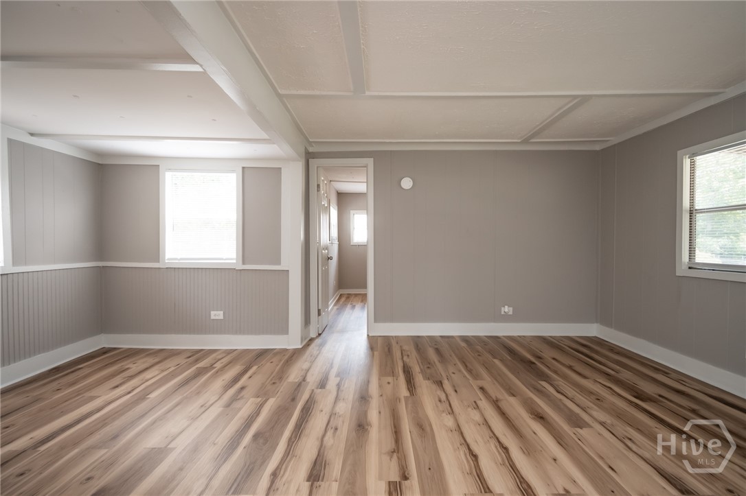 146 Amberly Drive Property Photo 15