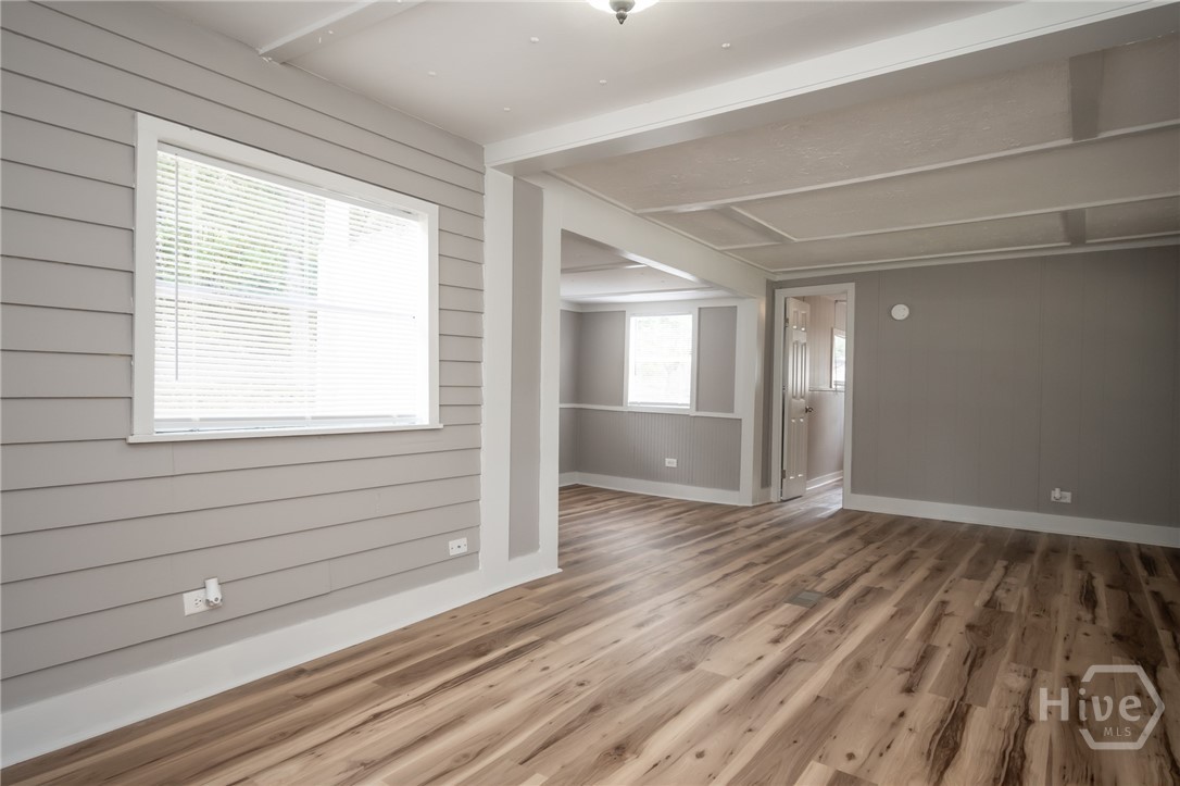 146 Amberly Drive Property Photo 17