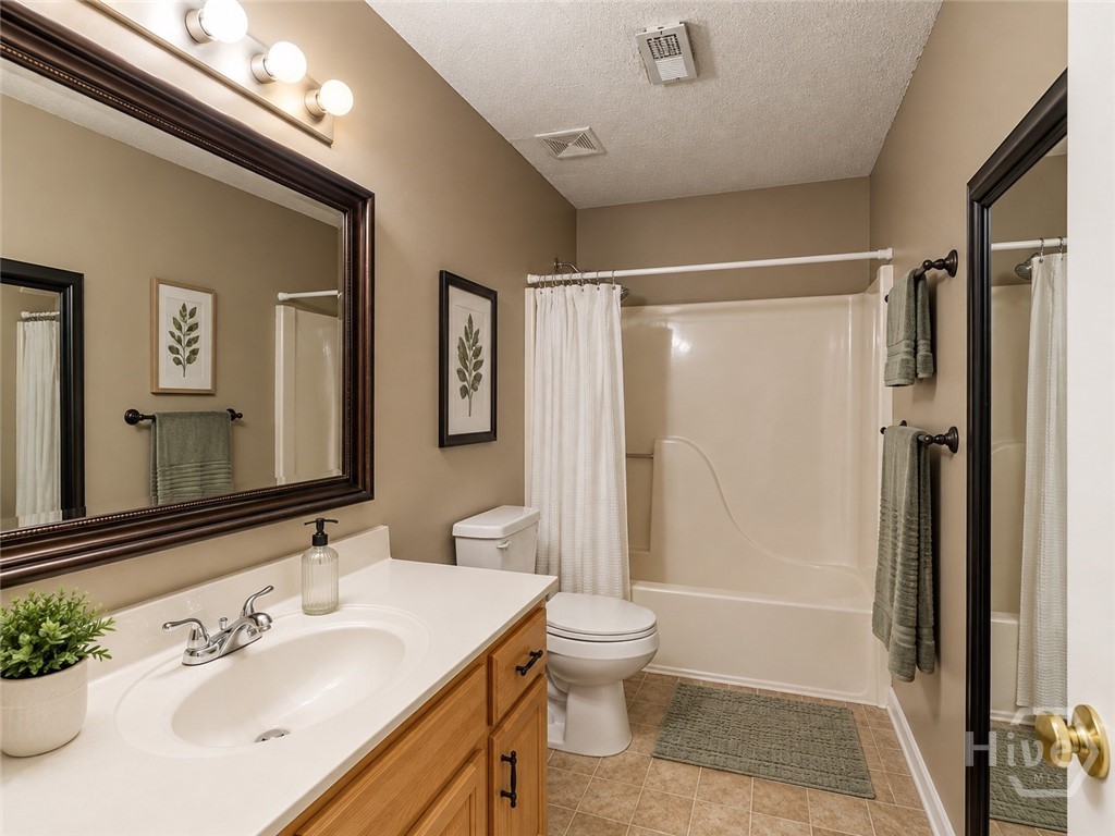 2165 S Milledge Avenue E4 Property Photo 17