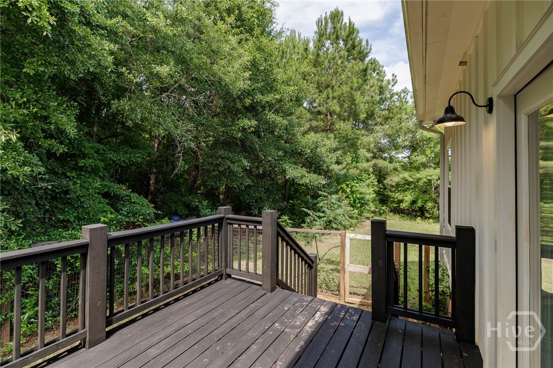 930 James Holcomb Road Property Photo 40